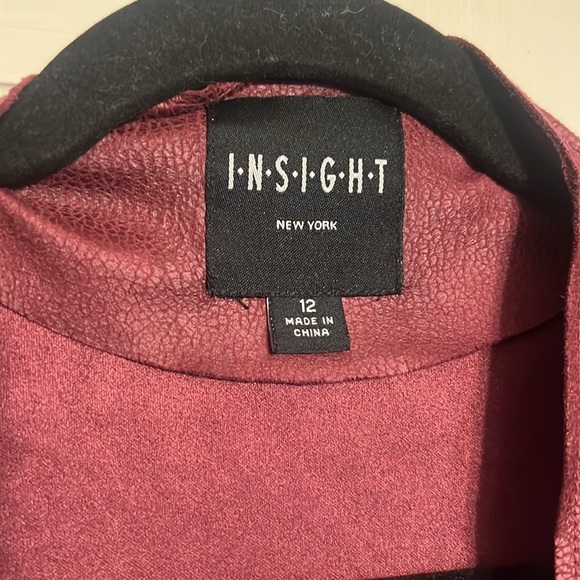 Maroon women’s size 12 jacket - Picture 2 of 6